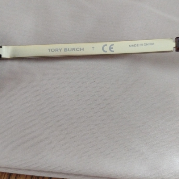 Tory Burch brown sunglasses NWT - Picture 4 of 5